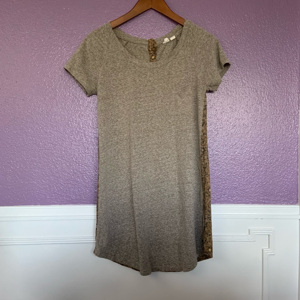 Roxy - Long Tunic T-shirt with Cheetah Pattern